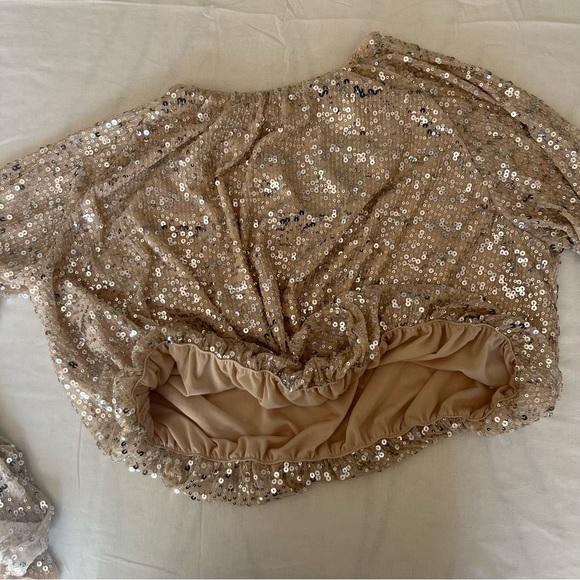 NWT H&M Women’s Sequence White Gold Blouse Elastic Waist Long Sleeve Size L - Picture 5 of 11